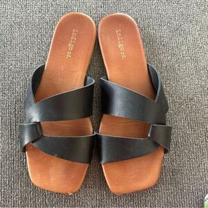 Indigo Rd. Black Sandals Size 7 Simple Classic